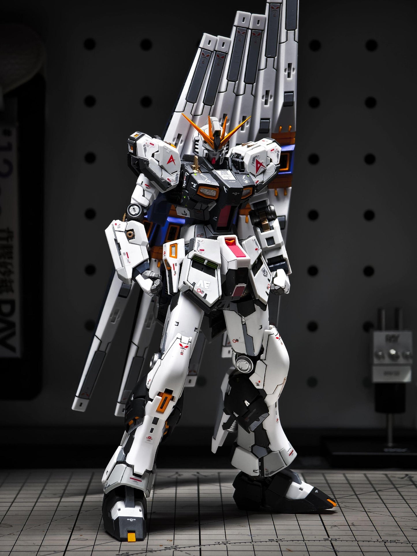 [N]MG RX-93 1/100